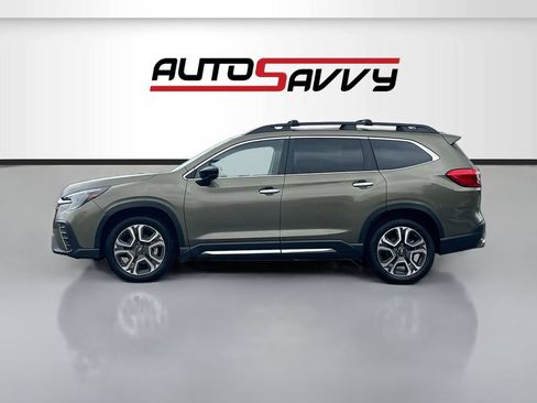 Used 2025 Subaru Ascent Touring w/ Popular Package #1 AWD/4WD image 4