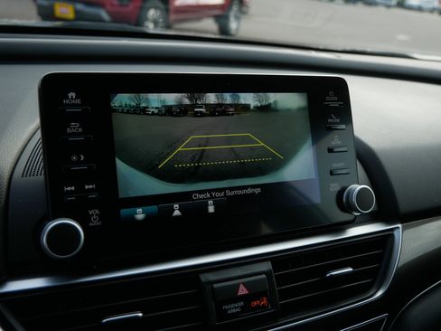 Used 2019 Honda Accord Sport image 29