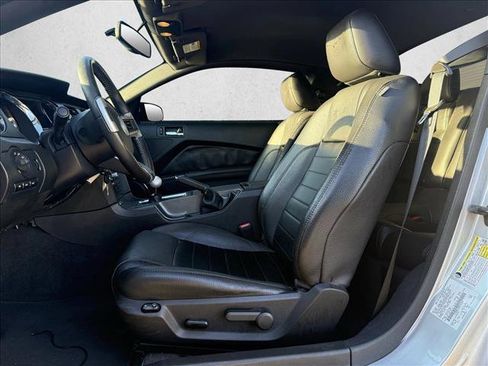 Used 2011 Ford Mustang GT Premium w/ 402A Rapid Spec Order Code image 10