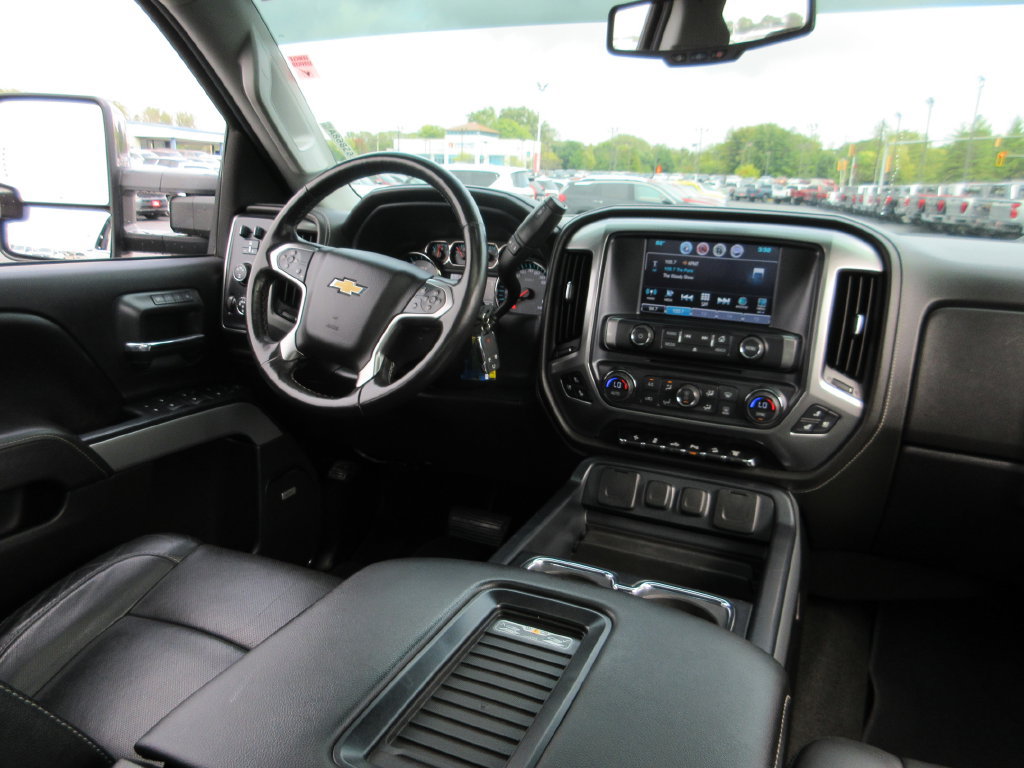 Used 2016 Chevrolet Silverado 2500 LTZ w/ Duramax Plus Package AWD/4WD image 30