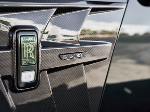 Used 2024 Rolls-Royce Spectre w/ Spectre Launch Package AWD/4WD image 14