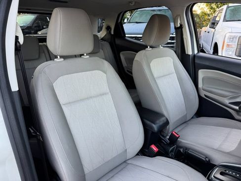 Used 2020 Ford EcoSport SE FWD image 18
