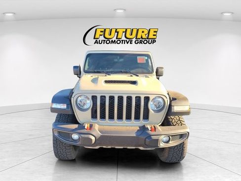 Used 2022 Jeep Gladiator Mojave w/ Dual Top Group AWD/4WD image 2