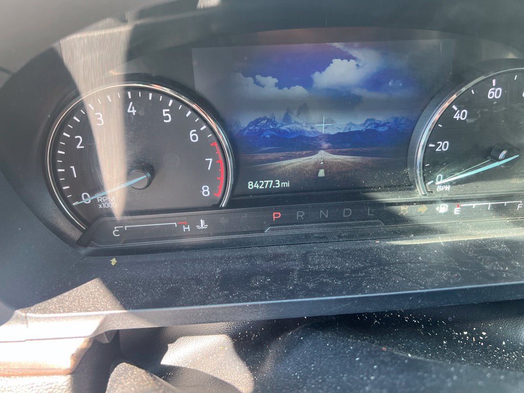 Used 2022 Ford Explorer Limited AWD/4WD image 4