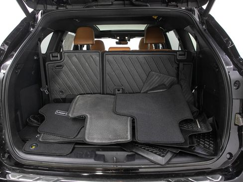 Used 2020 Toyota Highlander Platinum AWD/4WD image 9