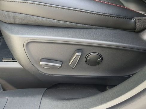 Used 2025 Ford Escape ST-Line w/ Equipment Group 301A image 21