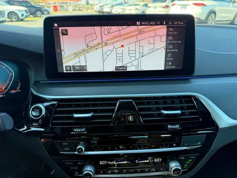 Used 2023 BMW 530i xDrive image 15