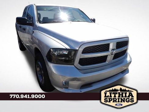 Used 2014 RAM 1500 Express RWD image 1
