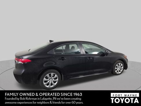 Used 2024 Toyota Corolla LE FWD image 8