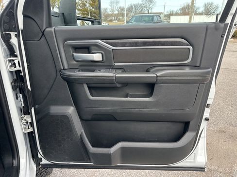 Used 2024 RAM 3500 Big Horn image 56