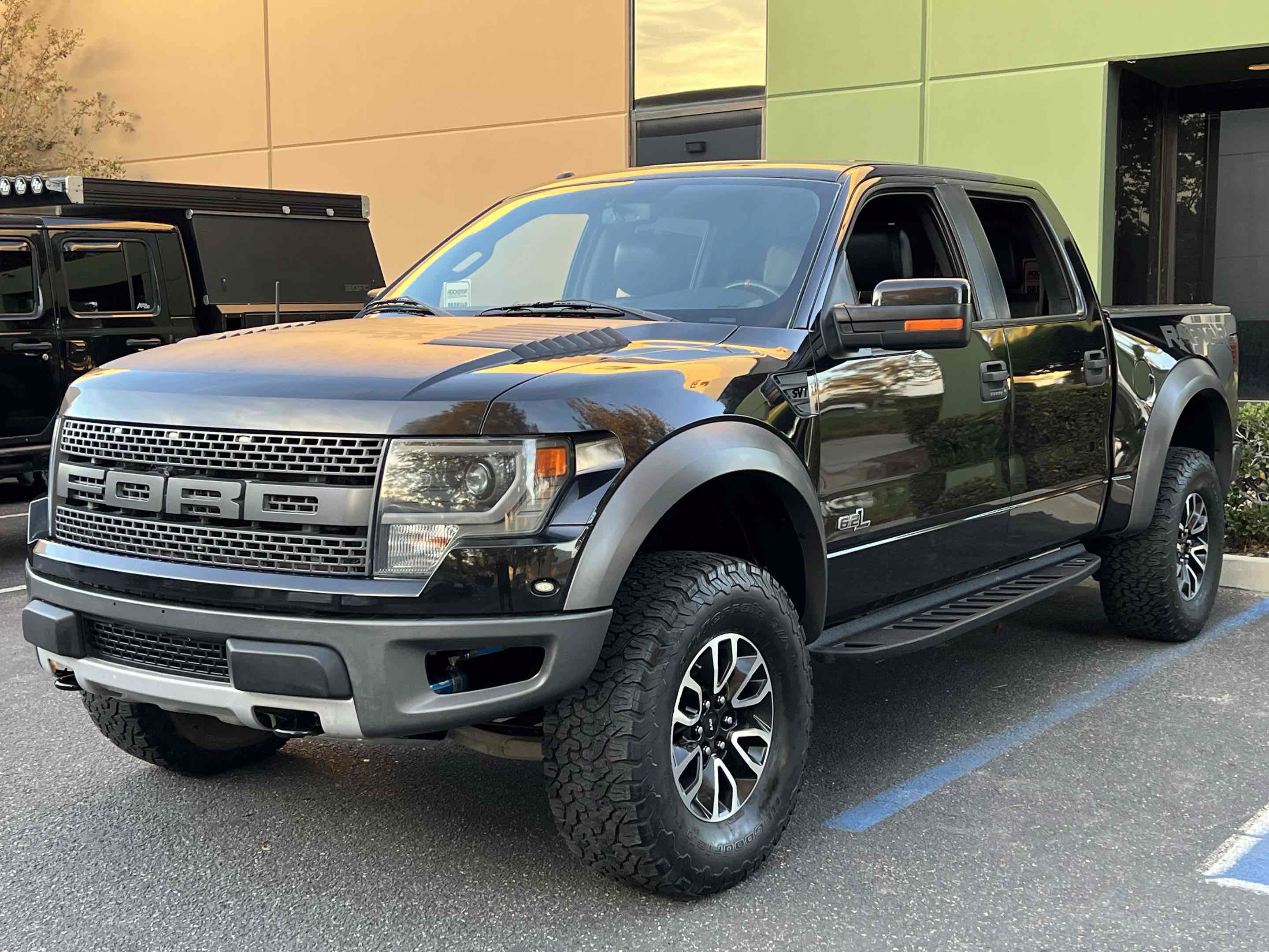 Used 2014 Ford F150 Raptor w/ Equipment Group 801A Luxury AWD/4WD image 20