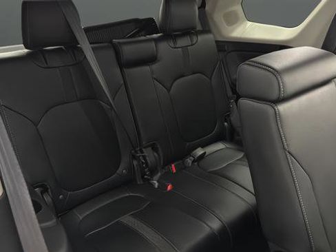 Used 2024 Honda Pilot Touring image 27