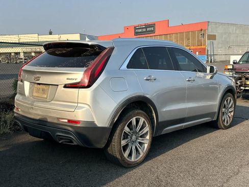 Used 2019 Cadillac XT4 Premium Luxury w/ Enhanced Visibility Package AWD/4WD image 4