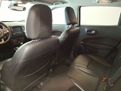 Used 2020 Jeep Compass Latitude image 15