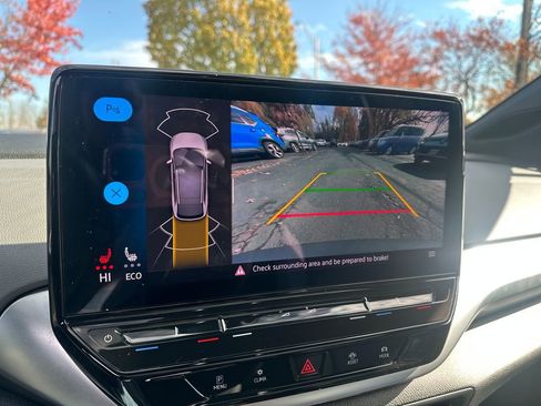 Certified 2021 Volkswagen ID.4 Pro S image 10