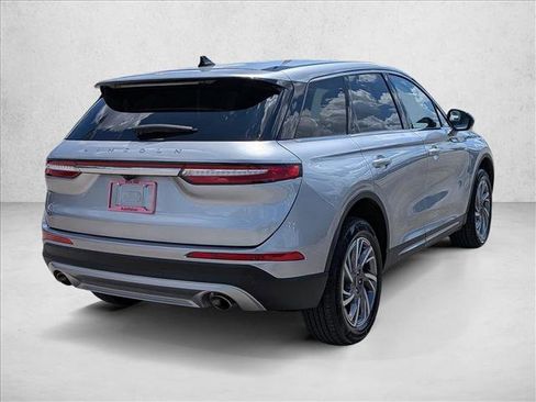 Used 2023 Lincoln Corsair FWD image 5