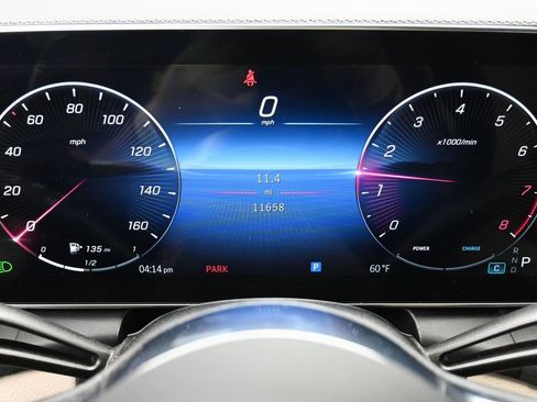 Used 2023 Mercedes-Benz GLC 300 image 18