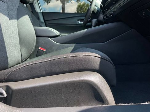 Certified 2025 Honda Accord SE image 30