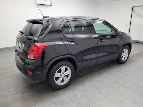Used 2020 Chevrolet Trax LS w/ Tint and Cruise Package FWD image 10