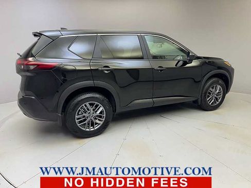 Used 2023 Nissan Rogue S AWD/4WD image 5