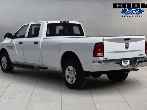 Used 2017 RAM 3500 Tradesman RWD image 4