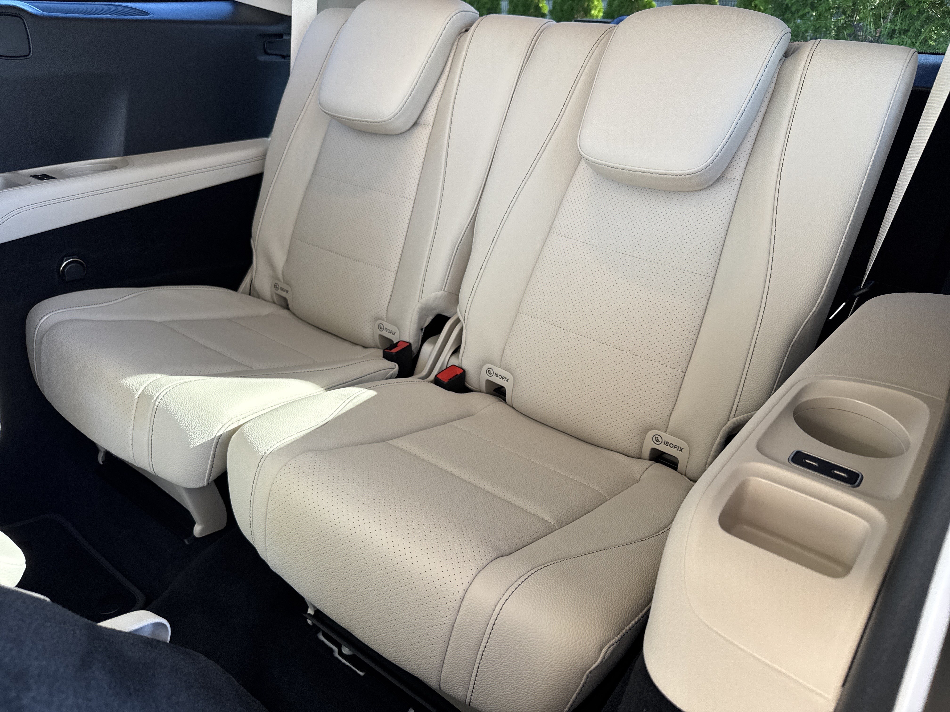 Used 2025 Mercedes-Benz GLS 450 4MATIC image 30