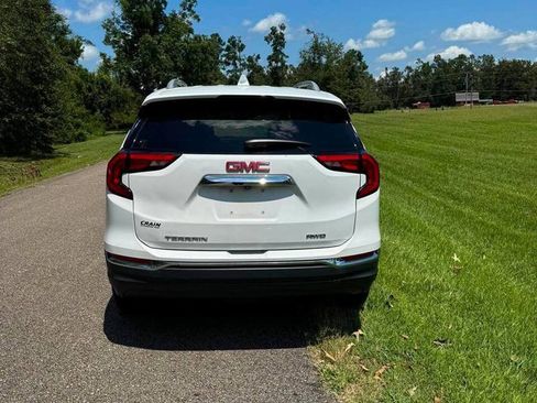Used 2020 GMC Terrain SLT AWD/4WD image 5