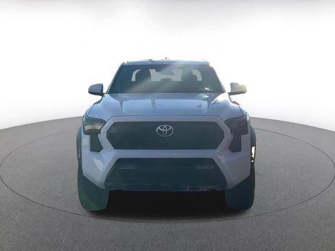 Used 2025 Toyota Tacoma TRD Off-Road image 4