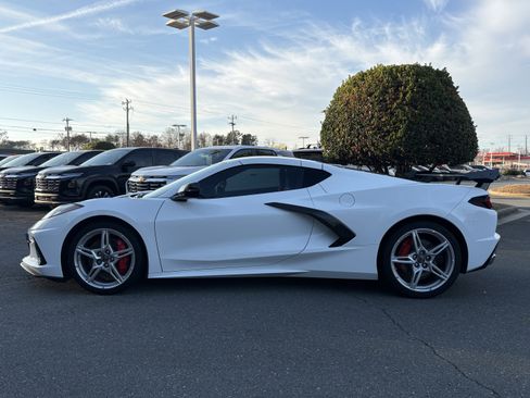 Used 2023 Chevrolet Corvette 2LT w/ Z51 Performance Package image 2
