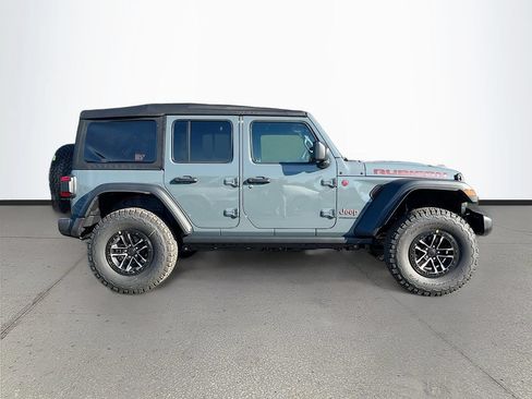 New 2026 Jeep Wrangler Unlimited Rubicon w/ Xtreme 35 Tire Package AWD/4WD image 8