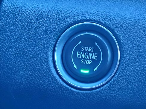 Used 2025 GMC Acadia Elevation FWD image 26