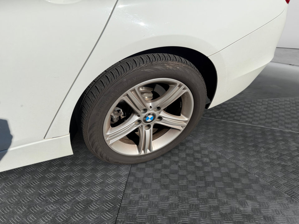 Used 2015 BMW 328i xDrive Sedan AWD/4WD image 26