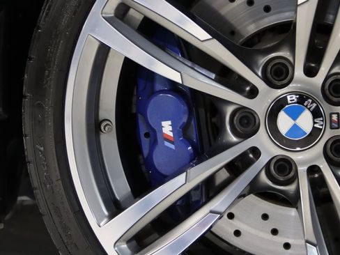 Used 2018 BMW M4 Convertible image 86