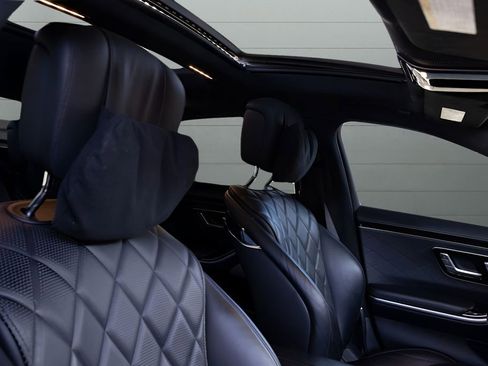 Used 2022 Mercedes-Benz S 580 4MATIC Sedan w/ AMG Line Package image 89