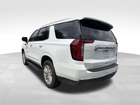 Used 2024 GMC Yukon SLT RWD image 9