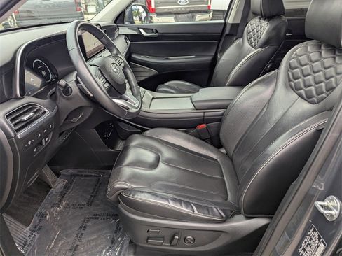 Used 2021 Hyundai Palisade Limited image 25
