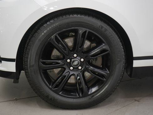 Used 2023 Land Rover Range Rover Velar R-Dynamic S image 30