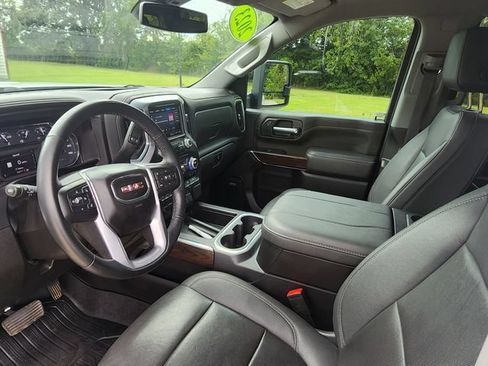 Used 2023 GMC Sierra 2500 SLT w/ SLT Premium Package AWD/4WD image 14