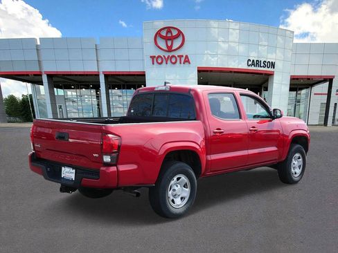 Certified 2023 Toyota Tacoma SR AWD/4WD image 5