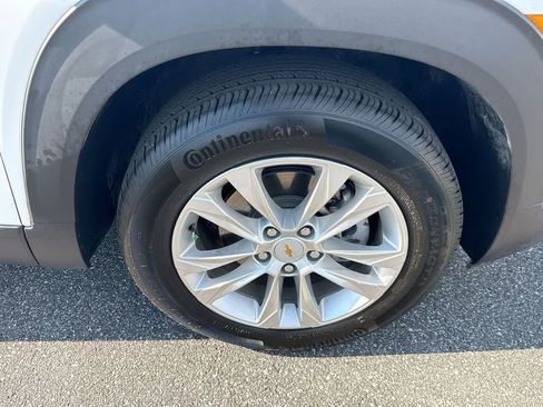 Certified 2023 Chevrolet TrailBlazer LS FWD image 28