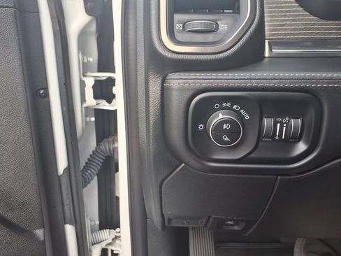 Used 2020 RAM 2500 Limited AWD/4WD image 20