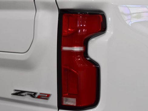 Used 2026 Chevrolet Silverado 2500 ZR2 AWD/4WD image 21