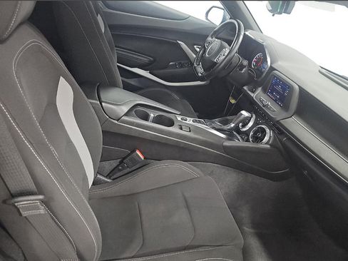 Used 2023 Chevrolet Camaro LT RWD image 9