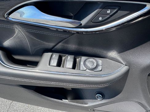 Used 2021 Buick Envision Preferred FWD image 19