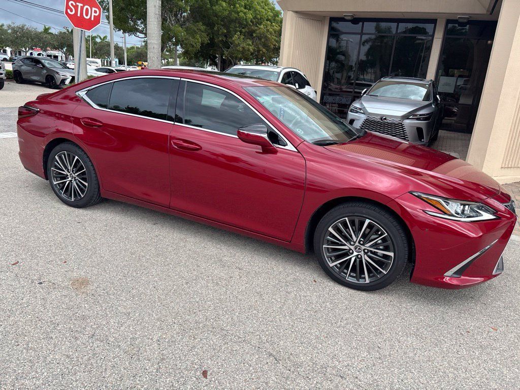 Certified 2023 Lexus ES 350 w/ Premium Package FWD image 5