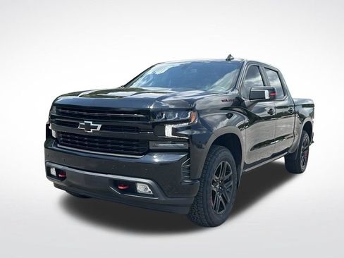 Used 2022 Chevrolet Silverado 1500 RST w/ Redline Edition AWD/4WD image 2