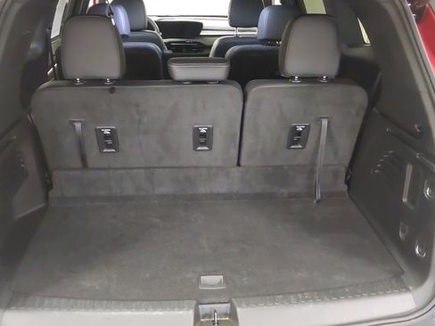 Used 2026 Buick Enclave Preferred AWD/4WD image 27