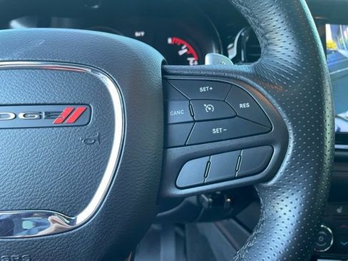 Used 2022 Dodge Durango R/T w/ Blacktop Package AWD/4WD image 16