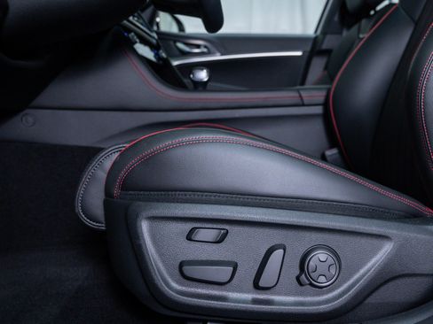 Used 2026 Genesis G70 3.3T Sport Prestige image 18