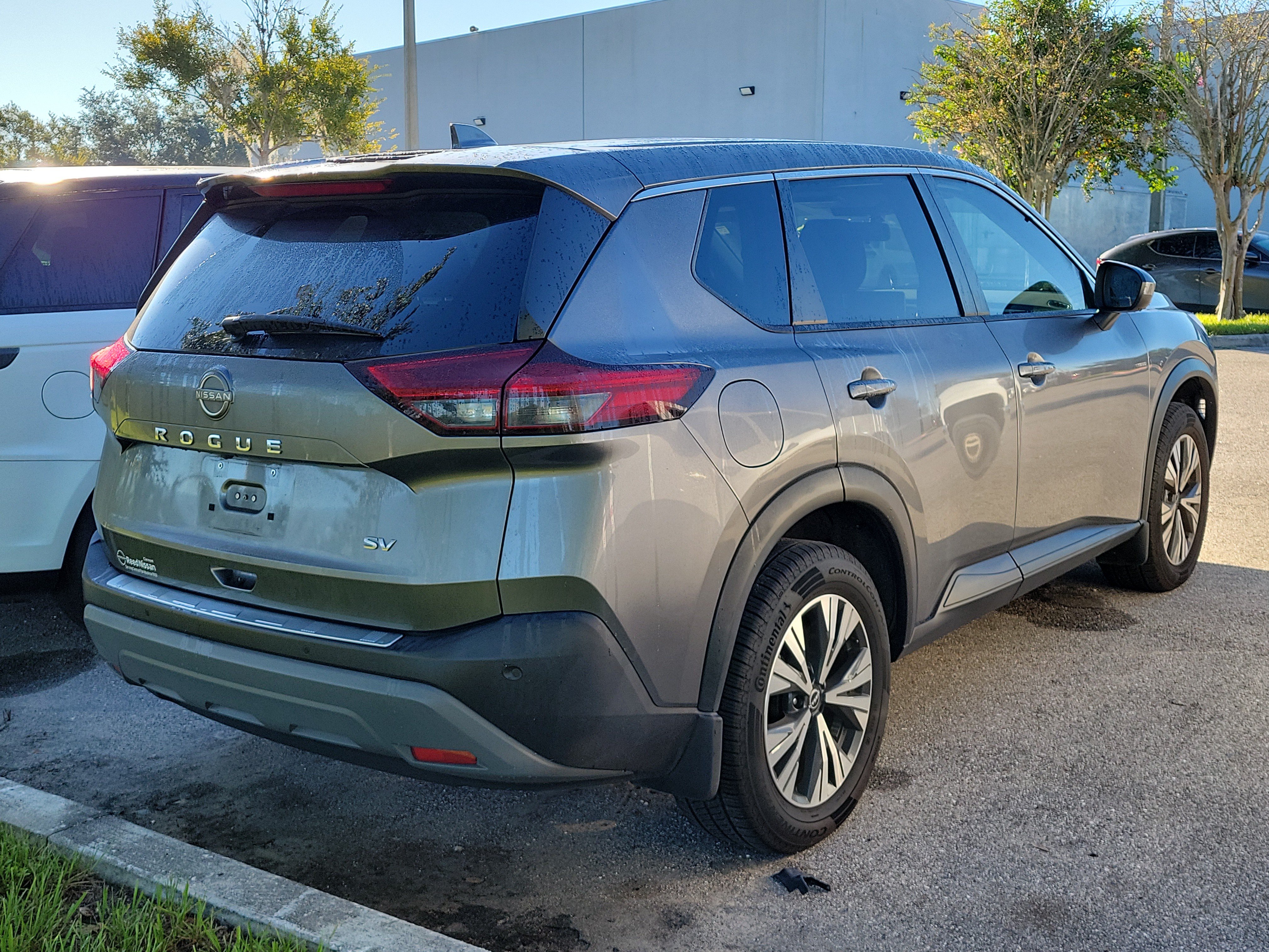 Certified 2023 Nissan Rogue SV FWD image 3
